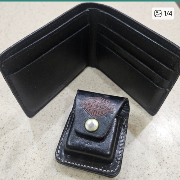 Harley-Davidson Black Leather Wallet and Pouch Set